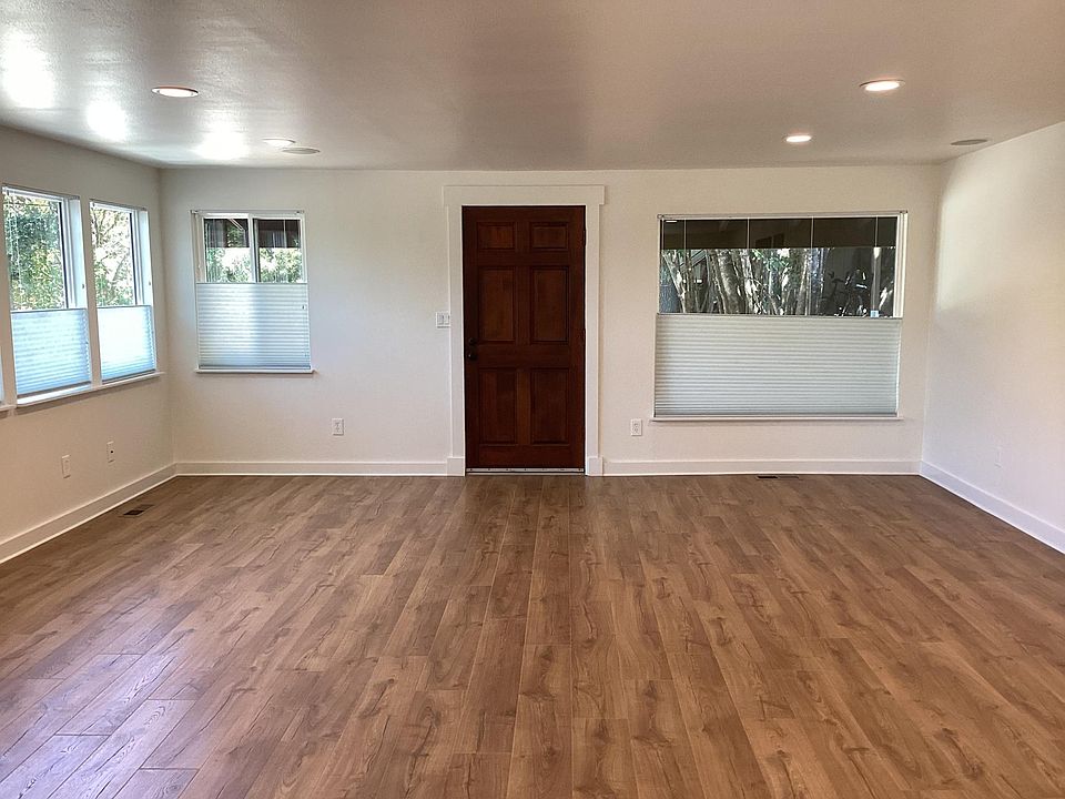 1st image of 50 Sunnyside Ave