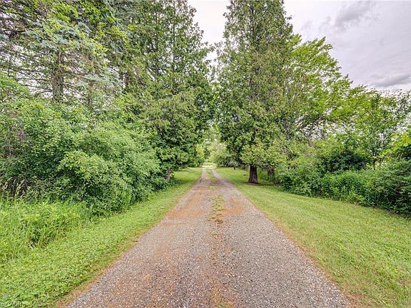 4th image of 1032 Gore Rd
