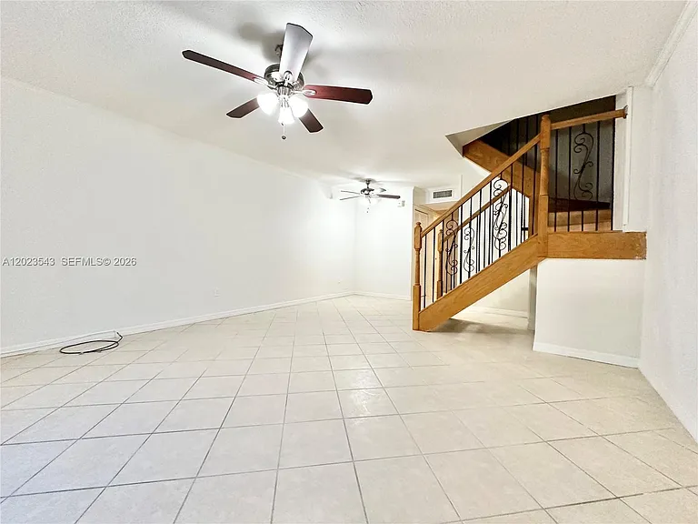 8650 SW 67th Ave #1032 — Photo 3