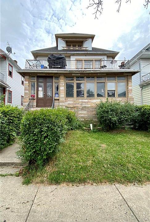 1st image of 223 Brunswick Blvd