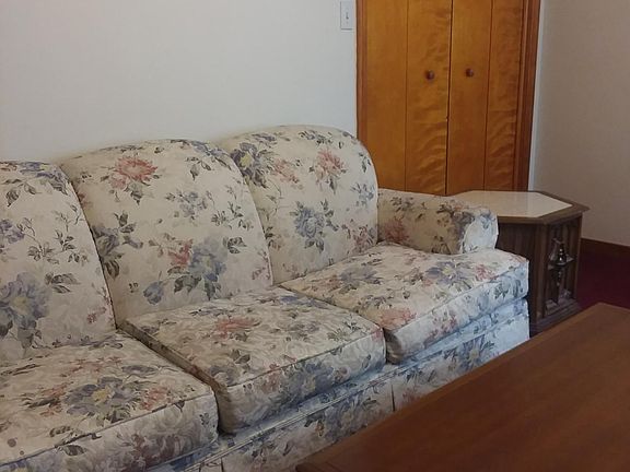 5th image of 548 Brookline Dr #4