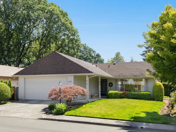 10060 SW Century Oak Dr, Portland, OR 97224