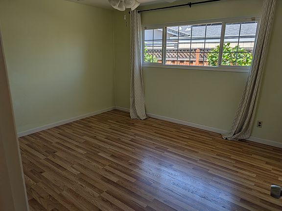 4th image of 5868 Tandera Ave