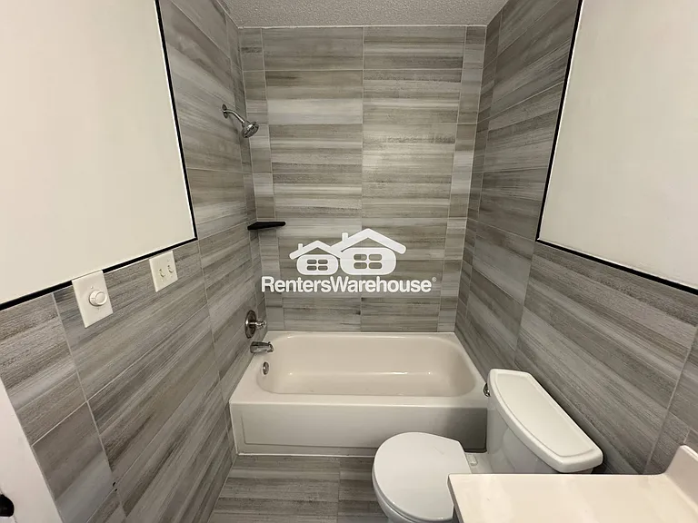 7330 York Ave S #101 — Photo 18