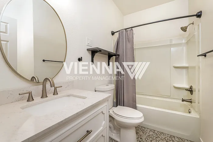 5308 Heritage Ct — Photo 18