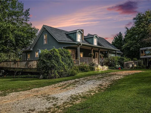 214 Orrs School Rd, Jefferson, GA 30549