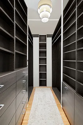 Sold by Compass | media 6