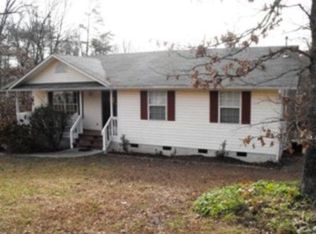 1697 Farley Dr, Tunnel Hill, GA 30755