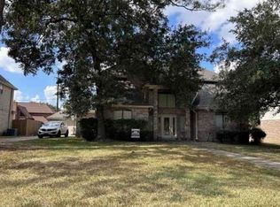 2718 Meadow Tree Ln, Spring, TX 77388