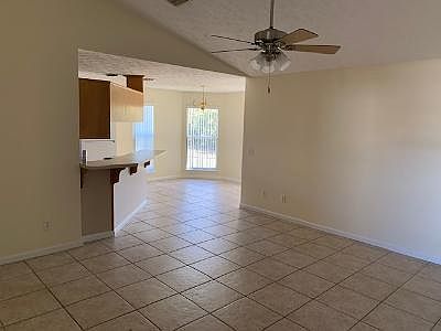2nd image of 2514 Sarasota Ct