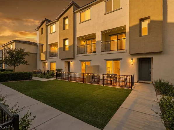 12328 Golden Wreath Rd #3, Las Vegas, NV 89183