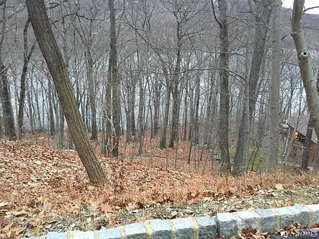 2nd image of 49 Lenape Dr
