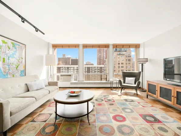 333 East 30th Street image 1 of 15