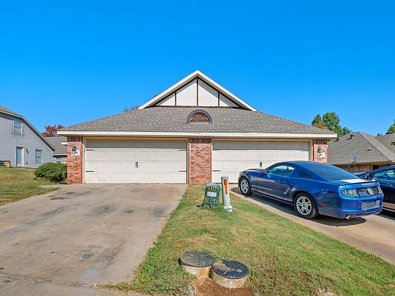 2nd image of 207 S Woodsprings Dr #207