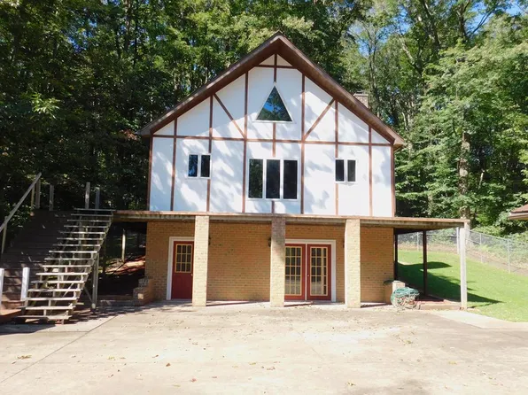 1043 Jonestown Rd, Thompsontown, PA 17094