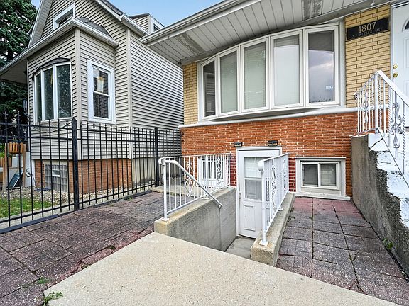3rd image of 1807 N Keeler Ave