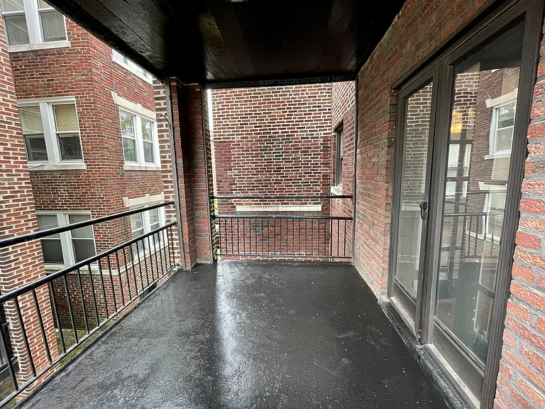 6323 S Rosebury Ave #2E — Photo 17