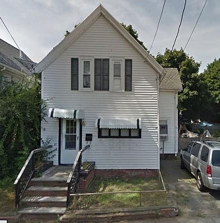 1st image of 33 Parkland Ave