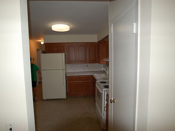 2nd image of 39 Granger Ave