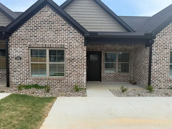 838 Ridgewood Dr Unit 5, Berea, KY 40403