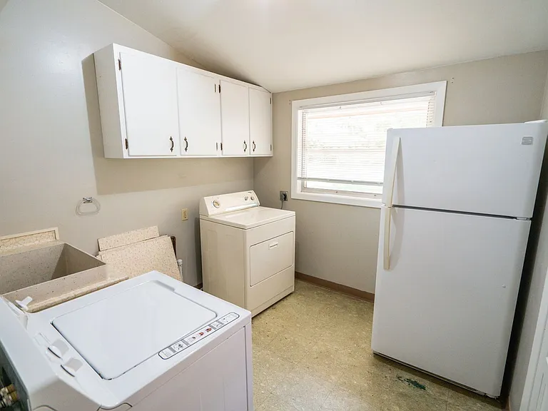 2103 Evergreen Dr — Photo 12