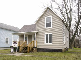 308 W Armitage St, Three Rivers, MI 49093