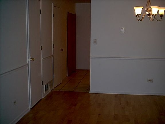 5th image of 17436 W Chestnut Ln #D