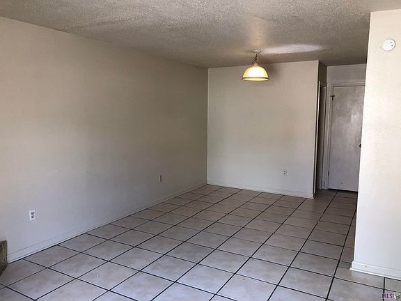 2nd image of 3422 Yorkfield Dr