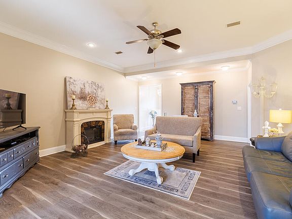 5th image of 5171 Carlton Ridge Cir