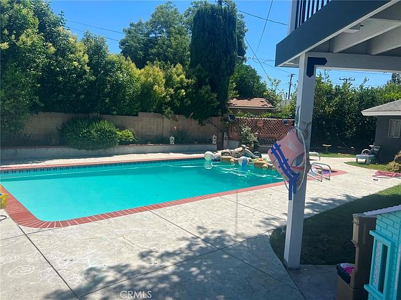 2nd image of 1016 Roldan Ave