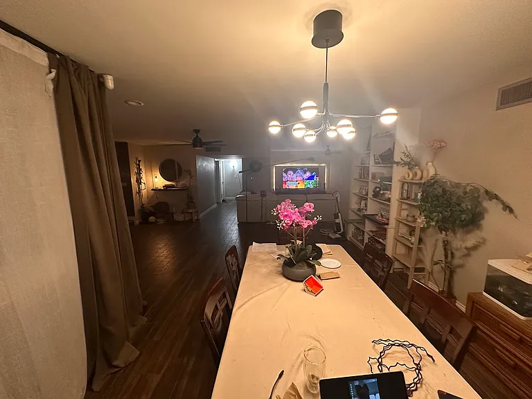 1825 E Fremont Dr — Photo 3