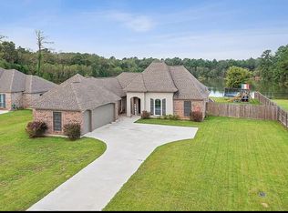 27675 Lakeview Dr, Walker, LA 70785