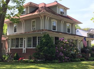 479 Brooklyn Blvd, Brightwaters, NY 11718