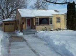 2504 Pelham Rd, Rockford, IL 61107