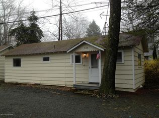 4126 Norton Pryor Rd, Pocono Summit, PA 18346