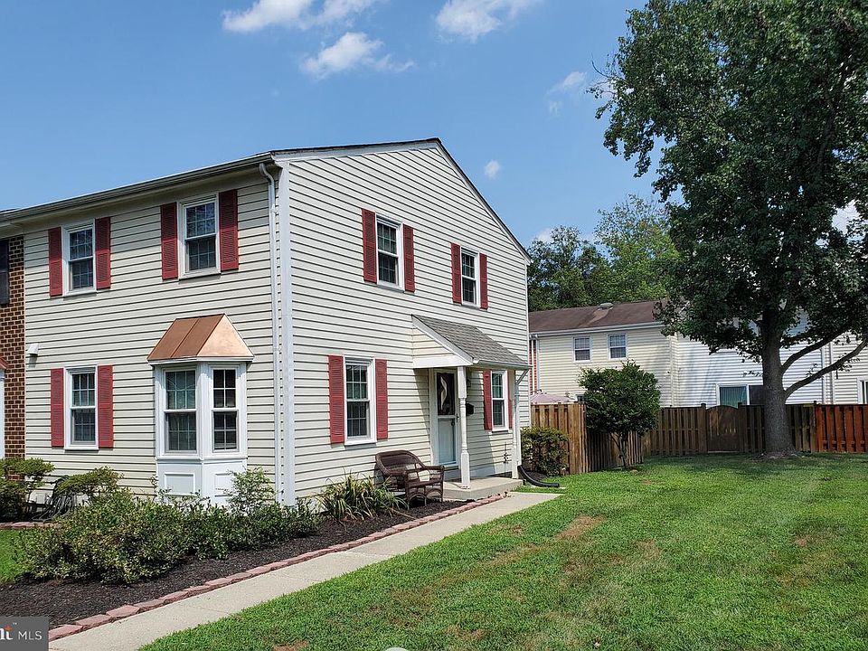 1st image of 1755 Sharwood Pl #12