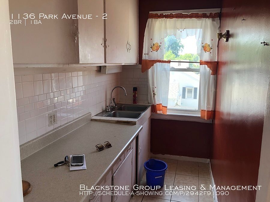 1st image of 1136 Park Ave #2