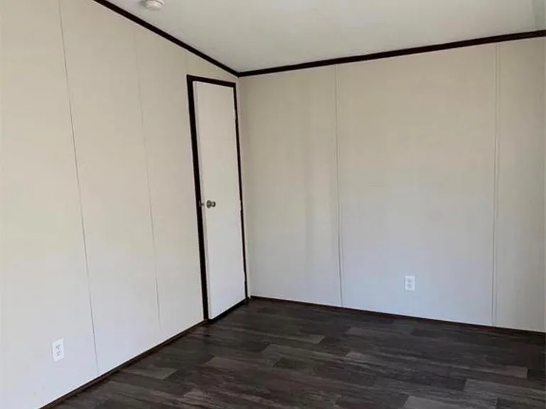 511 County Road 2218 — Photo 11