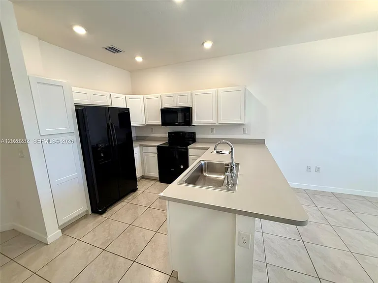 20838 NW 13th Ave — Photo 3