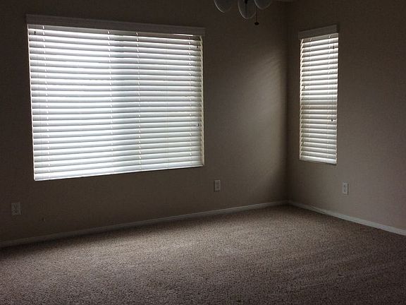 4th image of 33544 Cedar Creek Ln