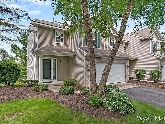 2nd image of 657 Abbey Mill Dr SE