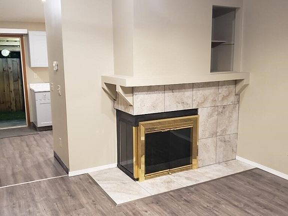 2nd image of 3634 E B St #B
