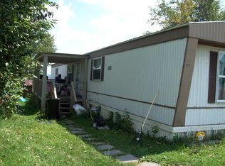 33 Nottingham Dr, Belle Vernon, PA 15012