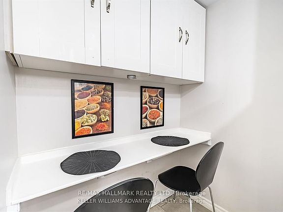 4th image of 14 Innes Ave #3