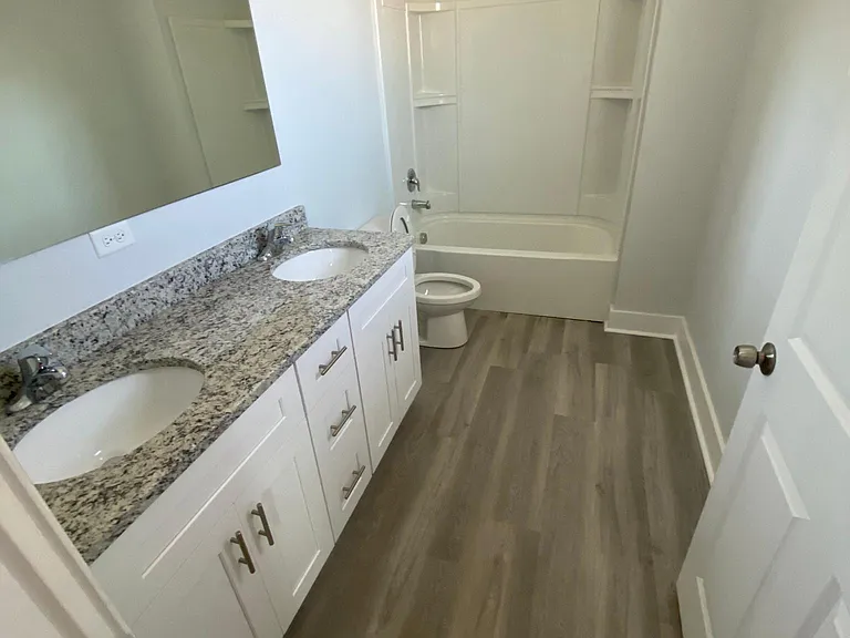 1636 Haddock St — Photo 7