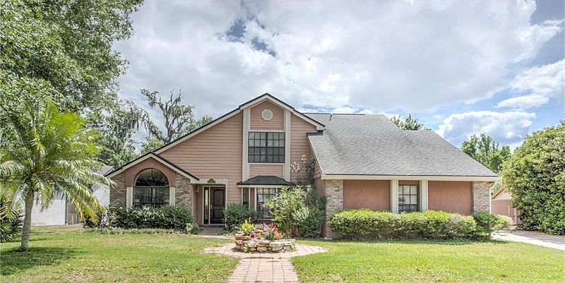 1st image of 884 Bucksaw Pl