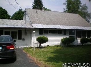 406 Van Roen Rd, Utica, NY 13502