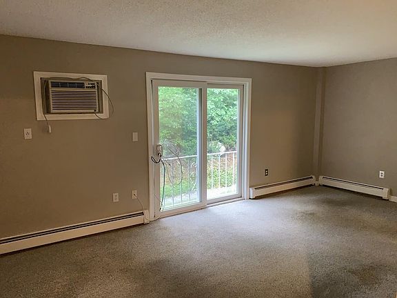 3rd image of 5 Birchwood Point #204