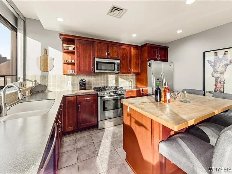 610 Main St #501 — Photo 15