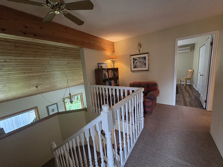 8261 Valley Dr — Photo 7